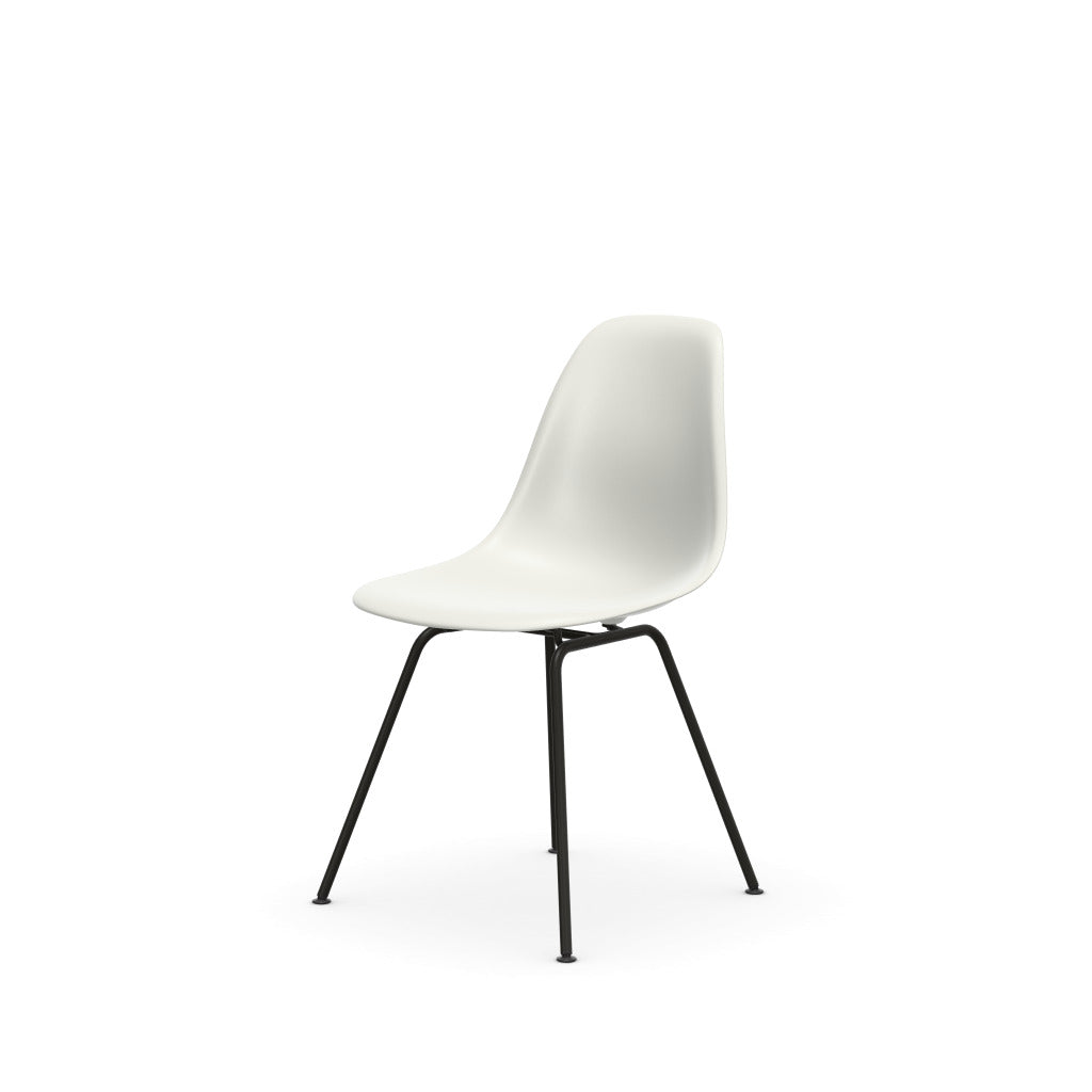 Eames Plastic Side Chair DSX Four-legged tubular steel base – powder-coated / basic dark