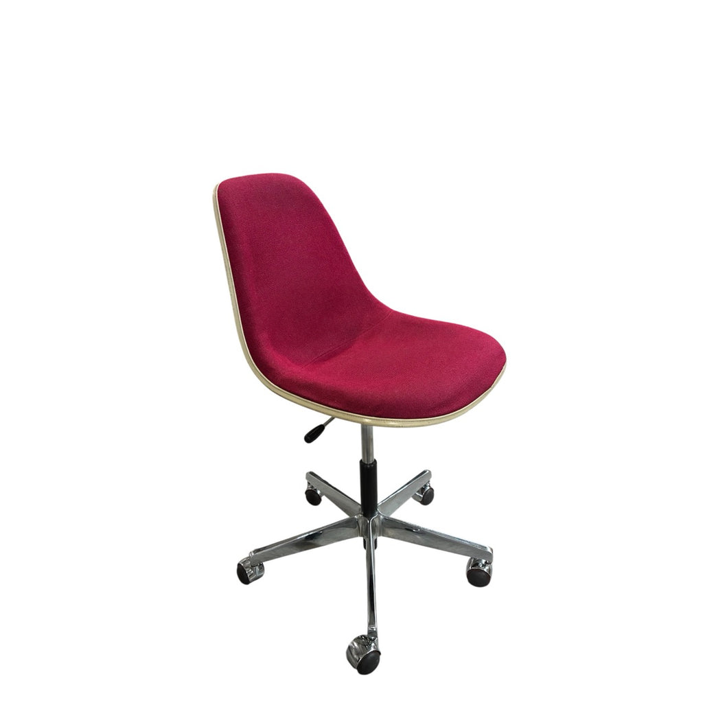 Eames Fiberglass Chair, PSCC