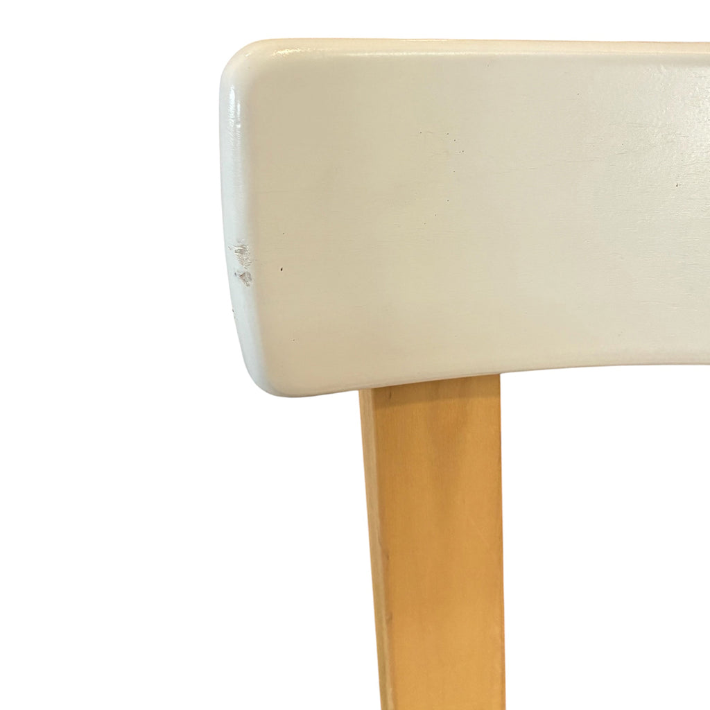 Artek - Stuhl 69, Birke, weiss lackiert